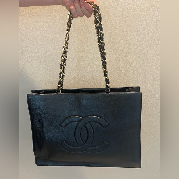 CHANEL Glazed Calfskin CC Tote Bag - Picture 1 of 4